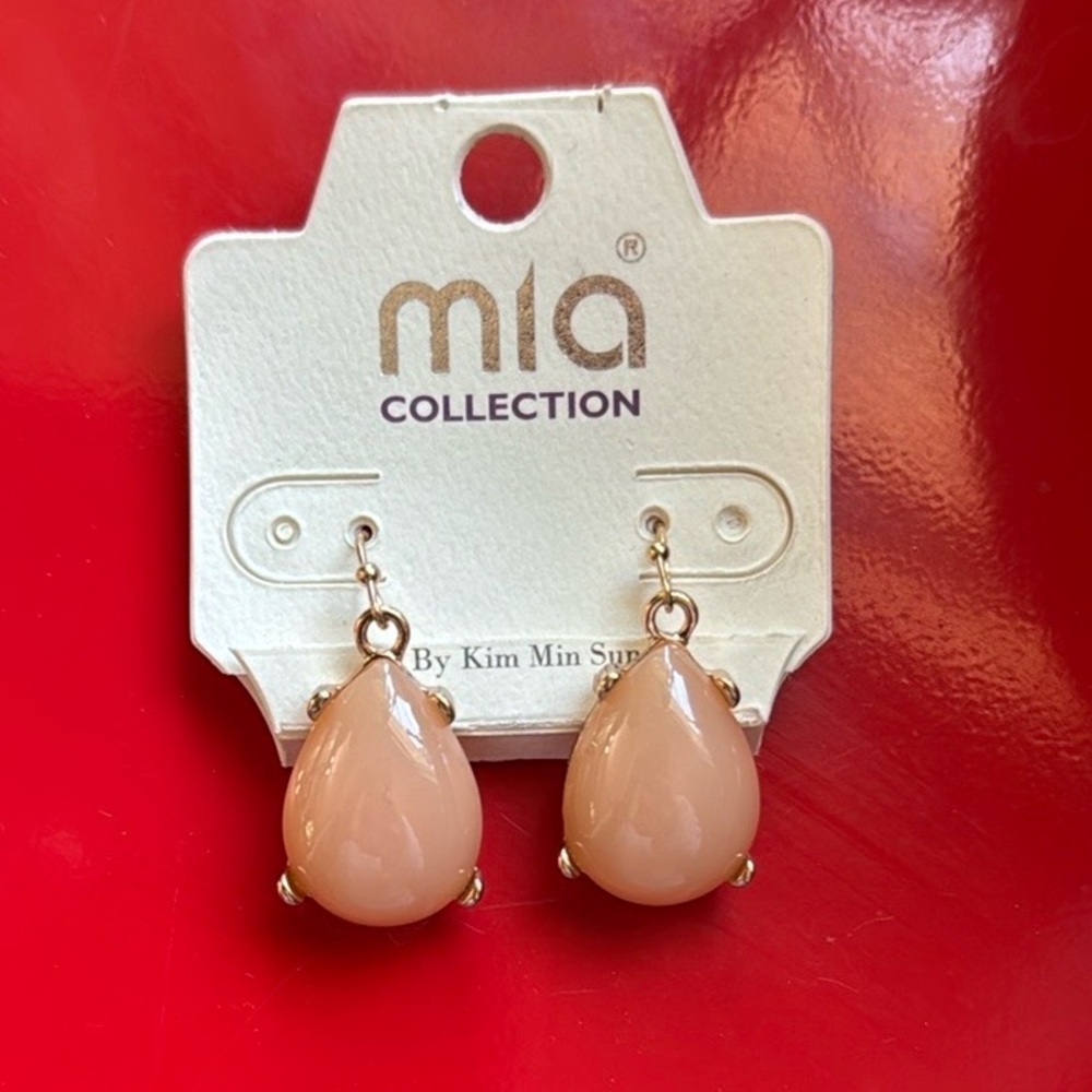 Mia Collection Blush Pastel Orange Gold Dangle Earrings Costume Jewelry